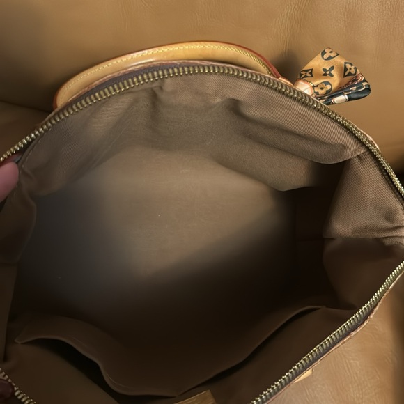 Louis Vuitton Tivoli PM - Picture 5 of 8